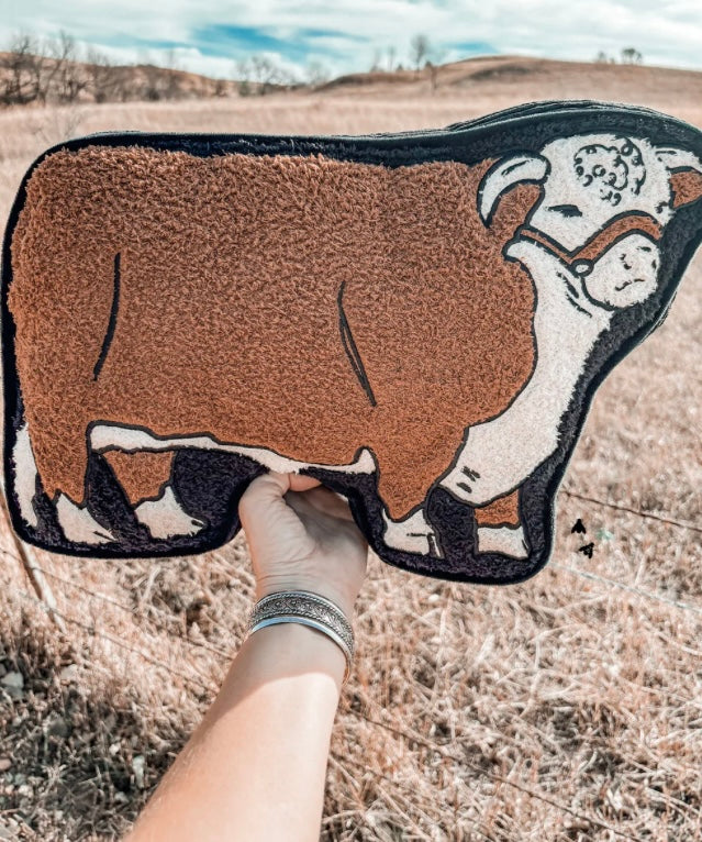 Cattle talk Hereford PILLOW