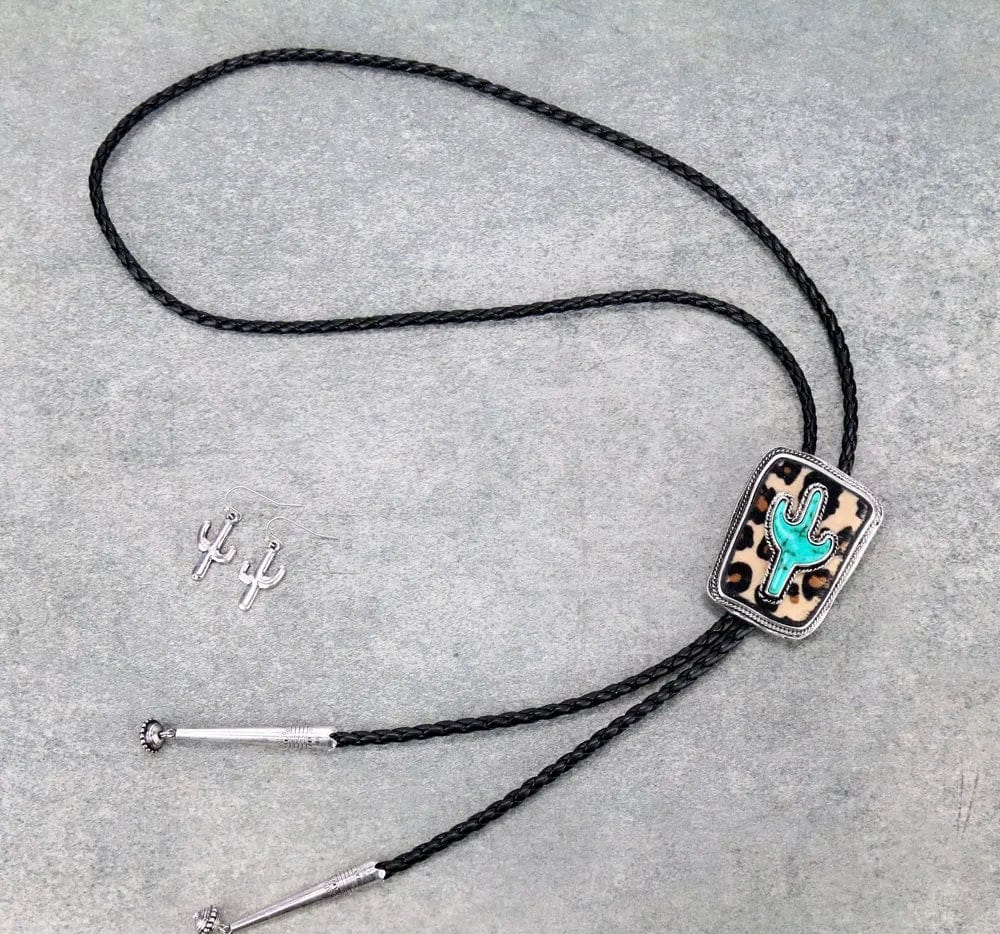 Wester BOLO TIE Southwest Bedazzle jewelz